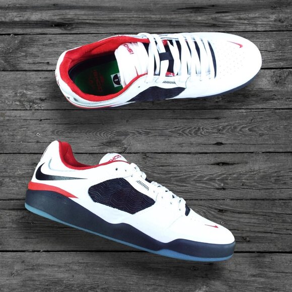 Nike SB Ishod Premium Shoes - White/Black/Uni Red (BRAND NEW)
